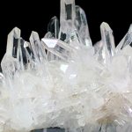 Rock crystal Magical and healing properties of the stone Who is suitable according to their zodiac sign How to wear and care for crystal