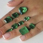 emerald colombian stone