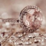 It&#39;s easy to clean gold and diamonds at home