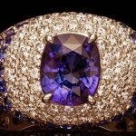 Sapphire stone The magical and healing properties of the mineral Who it suits according to their zodiac sign How to wear and care for
