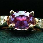 gold ring with alexandrite